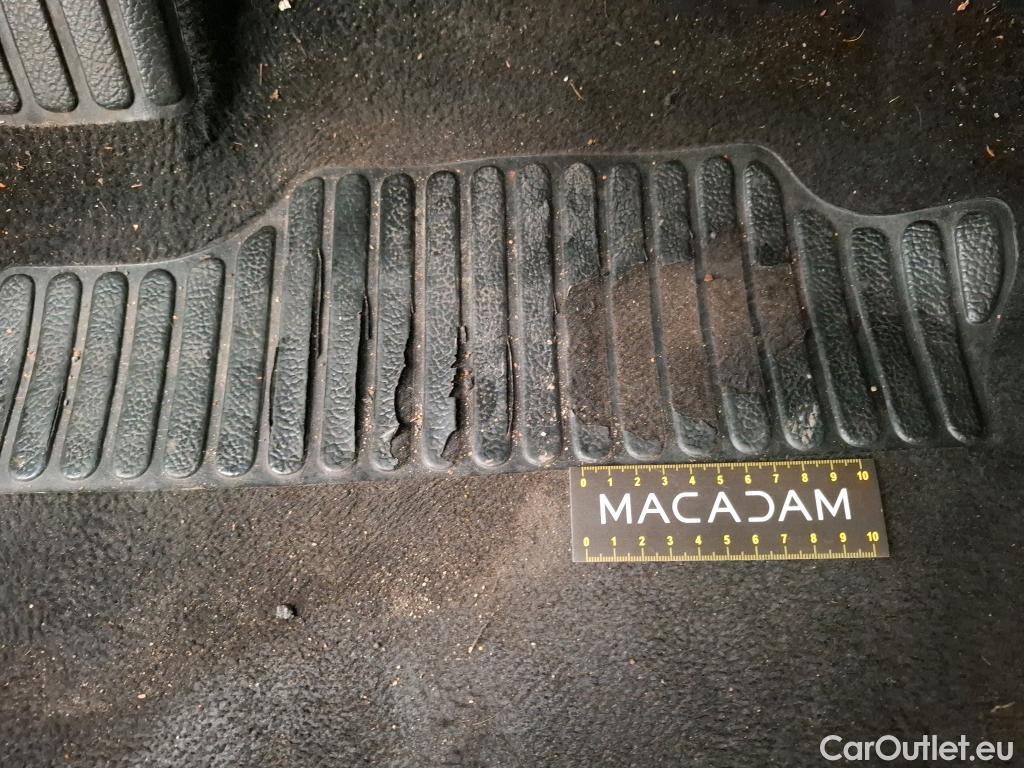  Renault  Clio RENAULT  Société VU 5p Berline Air Medianav dCi 90 - 18 #11