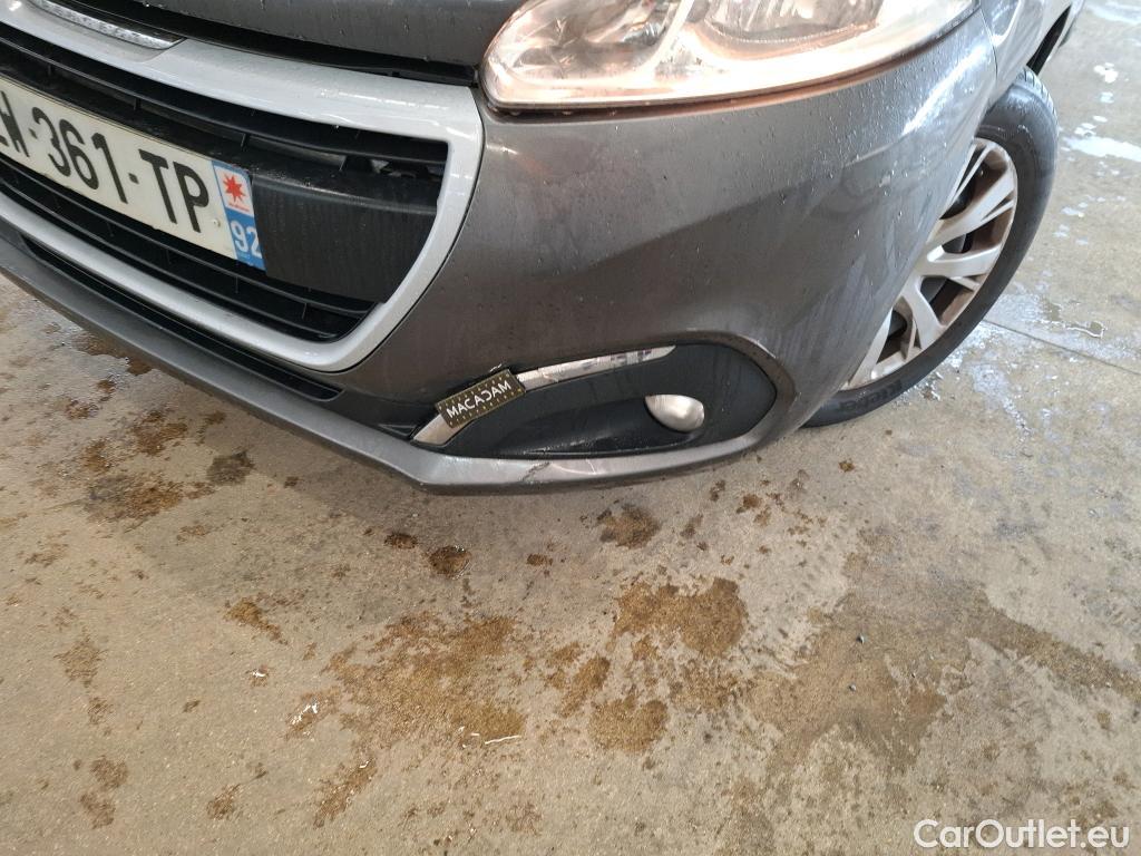  Peugeot  208  Affaire Premium Pack 1.2 PureTech 80CV BVM5 E6 #22