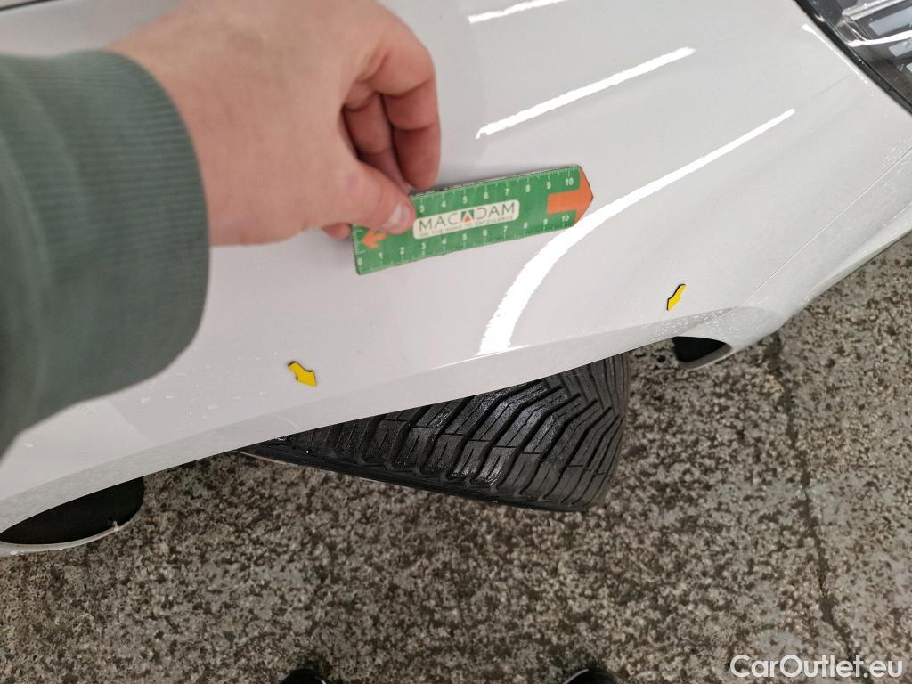  Renault  Megane RENAULT Mégane Société / 2020 / 5P / Berline Air Nav réversible Blue dCi 115 - 21N #12