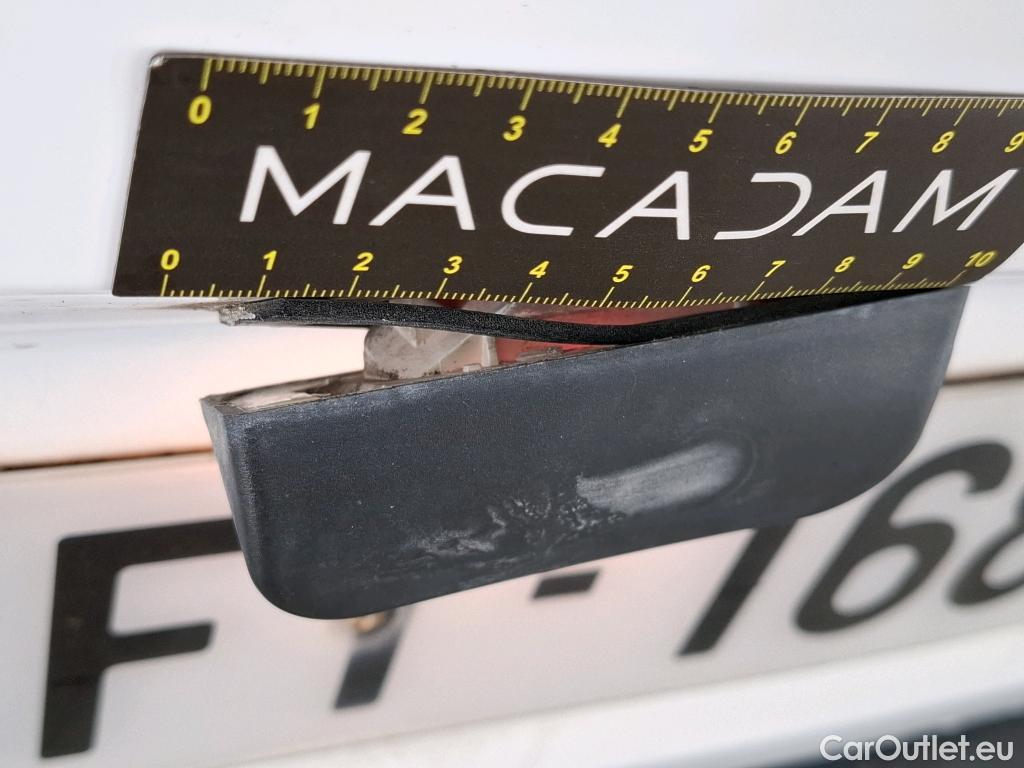  Citroen  Berlingo CITROEN  VU 4p Fourgonnette M 1.0t BlueHDi 100 SandS BVM Driver #18