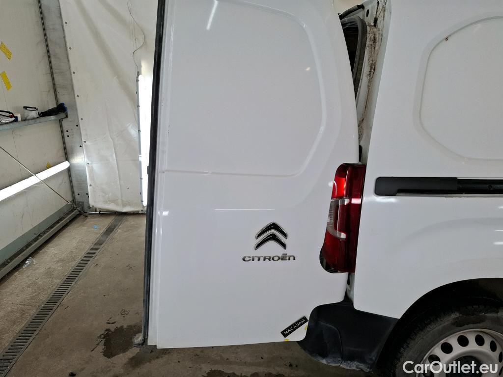  Citroen  Berlingo CITROEN  VU 4p Fourgonnette M 1.0t BlueHDi 100 SandS BVM Driver #8