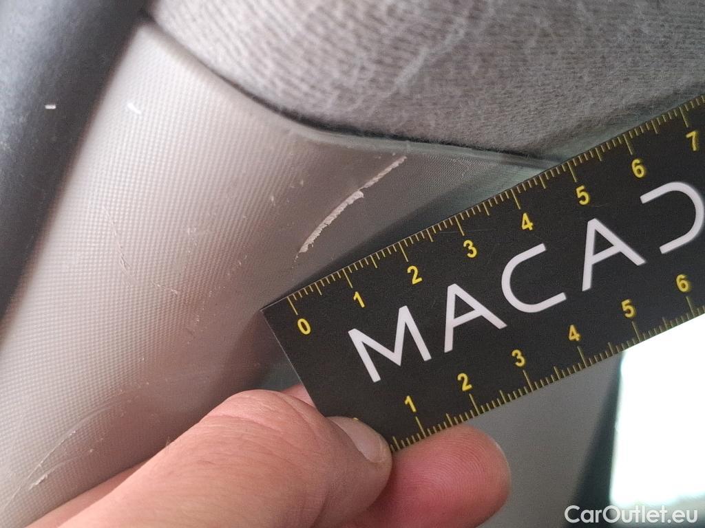  Renault  Clio RENAULT  Société VU 5p Berline Air Medianav dCi 90 - 18 #65