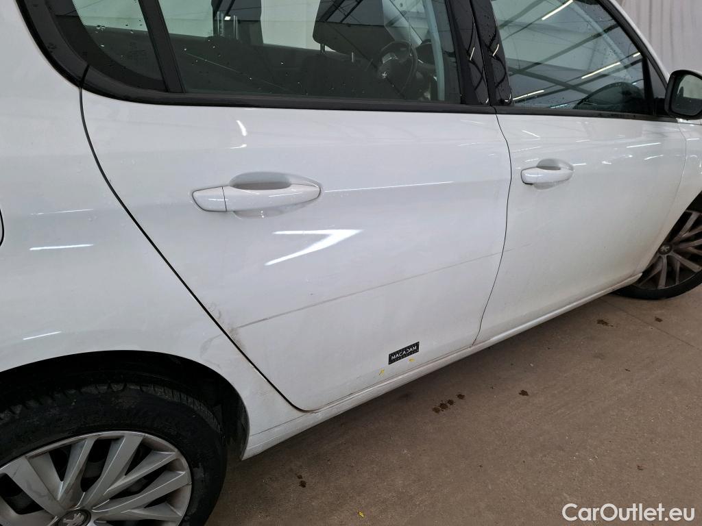  Peugeot  308  Premium Pack 1.5 HDi 130CV BVM6 E6dT #26