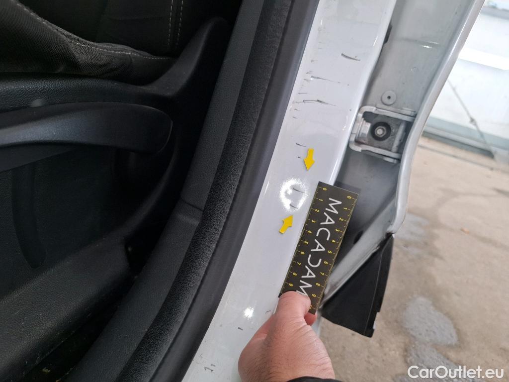  Renault  Clio RENAULT  Société VU 5p Berline Air Medianav dCi 90 - 18 #44