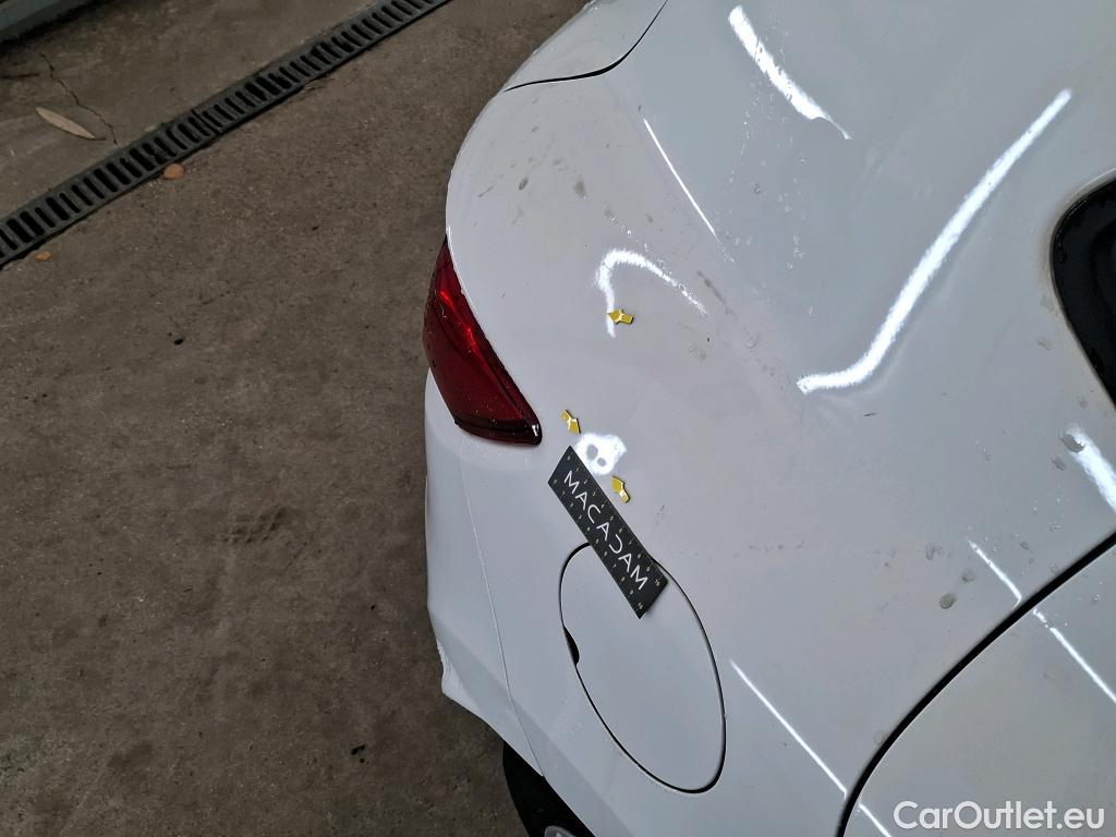  Renault  Clio RENAULT  Société VU 5p Berline Air Medianav dCi 90 - 18 #85