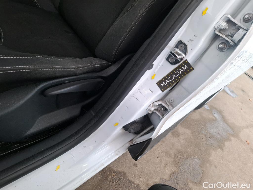  Renault  Clio RENAULT  Société VU 5p Berline Air Medianav dCi 90 - 18 #40