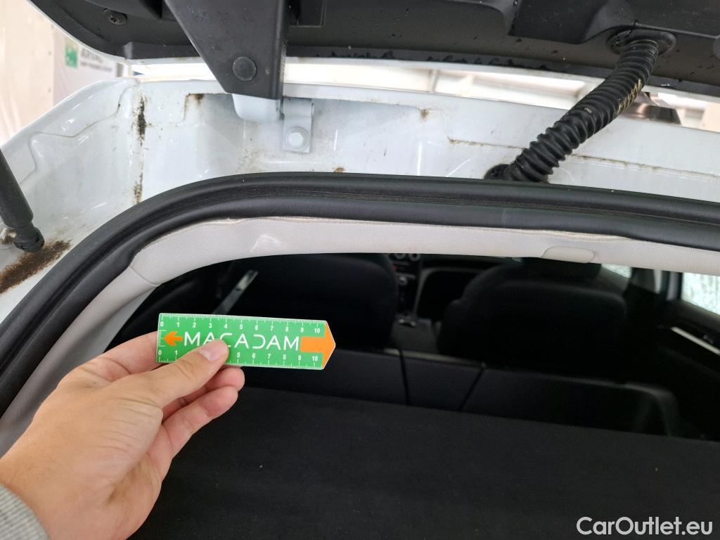  Renault  Megane RENAULT Mégane Société / 2020 / 5P / Berline Air Nav réversible Blue dCi 115 - 21N #7