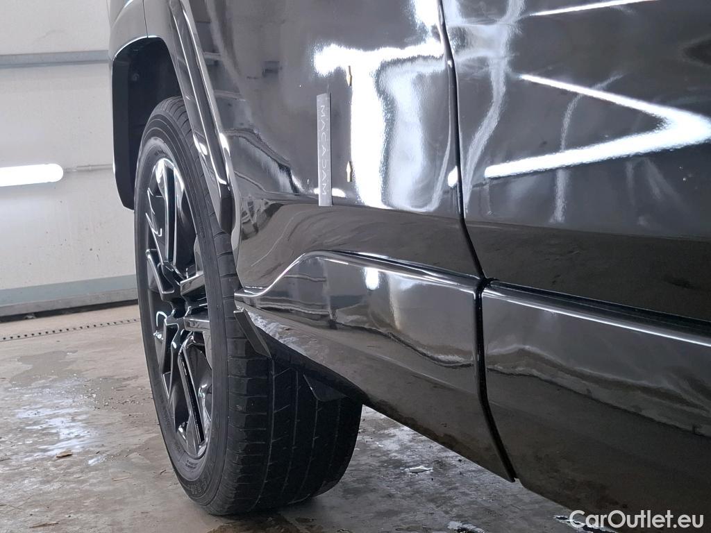  Toyota  RAV4 TOYOTA  Hybride / 2017 / 5P / SUV Hybride 2WD 218ch Black Edition #2