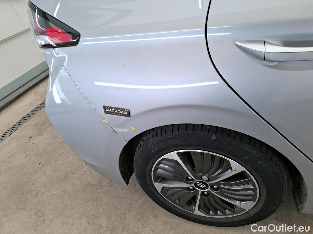  Hyundai   Ioniq HYUNDAI / 2019 / 5P / Berline 1.6 PLUG-IN EXECUTIVE #2