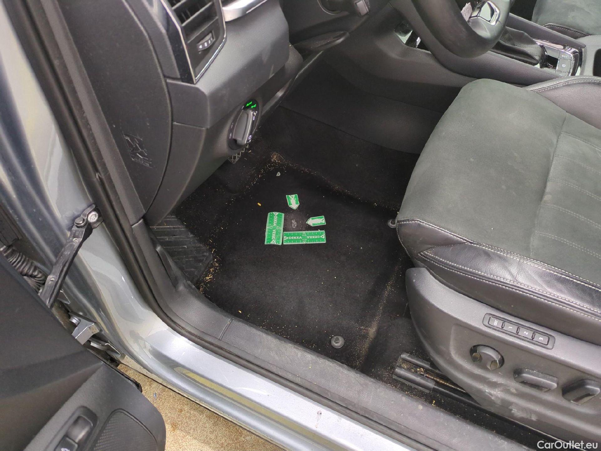  Skoda  Karoq  Style 4x4 2.0 TDI 150CV BVA7 E6d #9