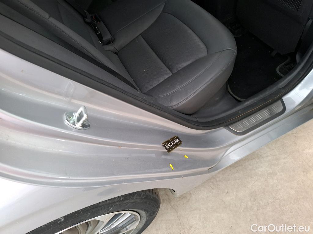  Hyundai   Ioniq HYUNDAI / 2019 / 5P / Berline 1.6 PLUG-IN EXECUTIVE #6