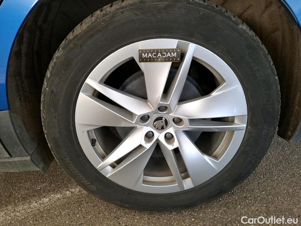  Skoda  ENYAQ  iV 80 Loft 82kWh BVA #51