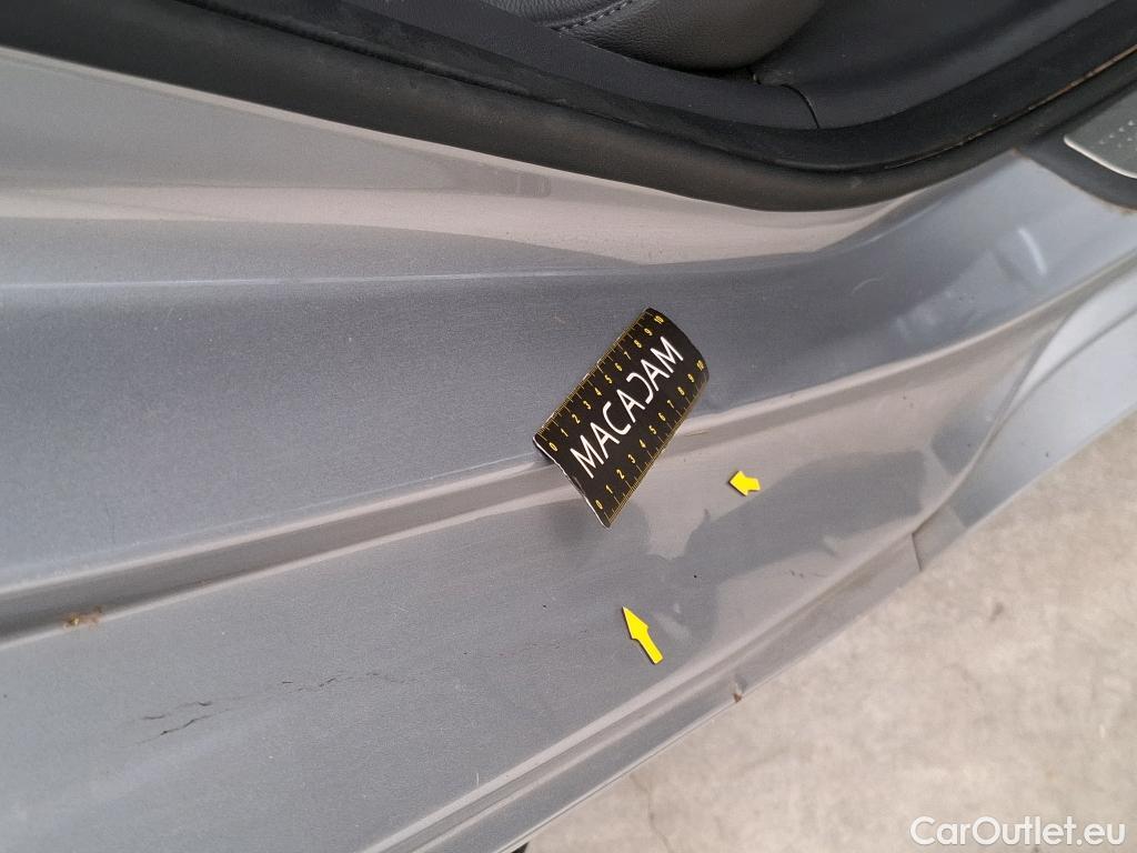  Hyundai   Ioniq HYUNDAI / 2019 / 5P / Berline 1.6 PLUG-IN EXECUTIVE #8