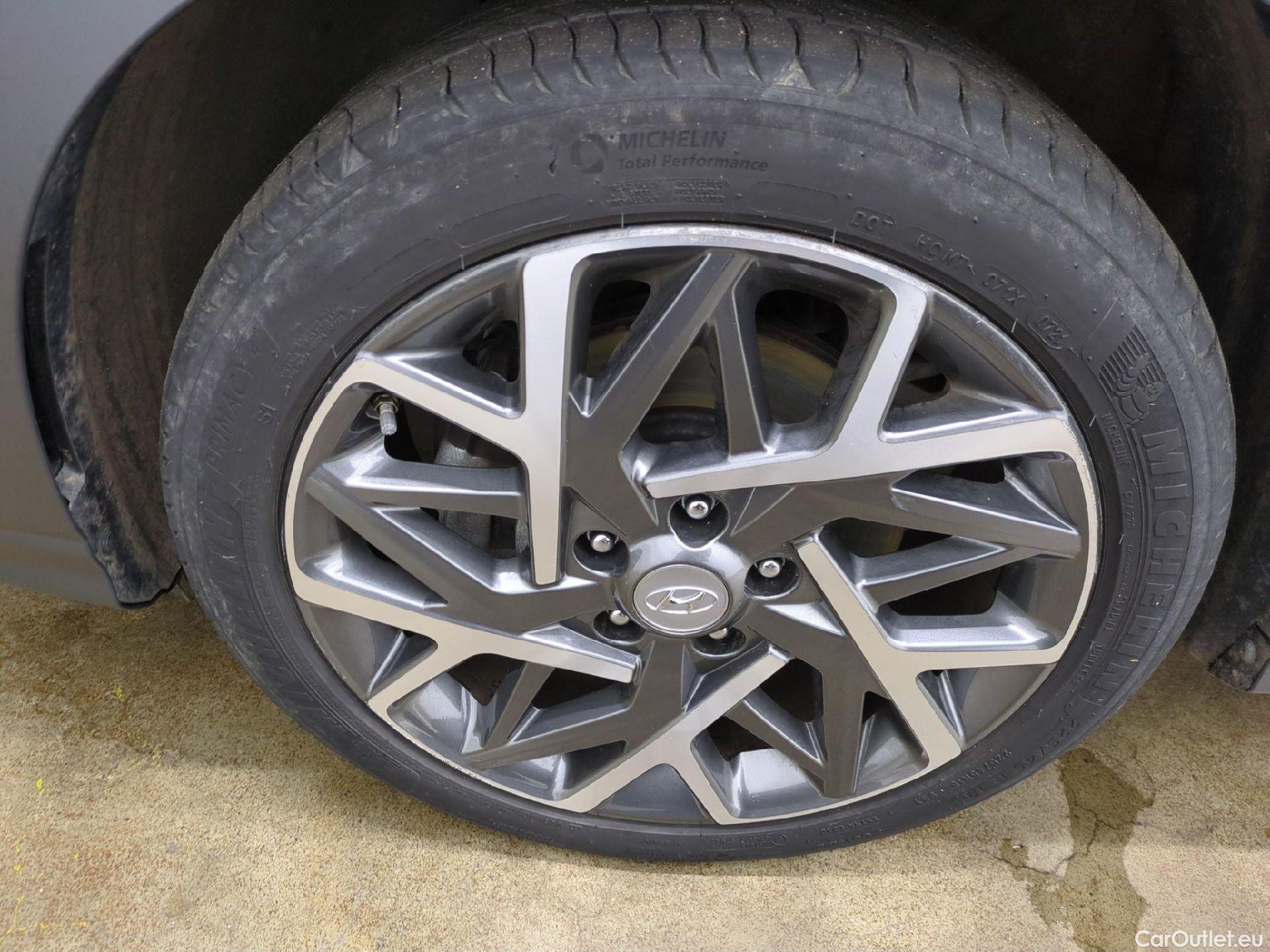  Hyundai  Konna Kona Creative Hybrid 2WD 1.6 GDI 140CV BVA6 E6d #10