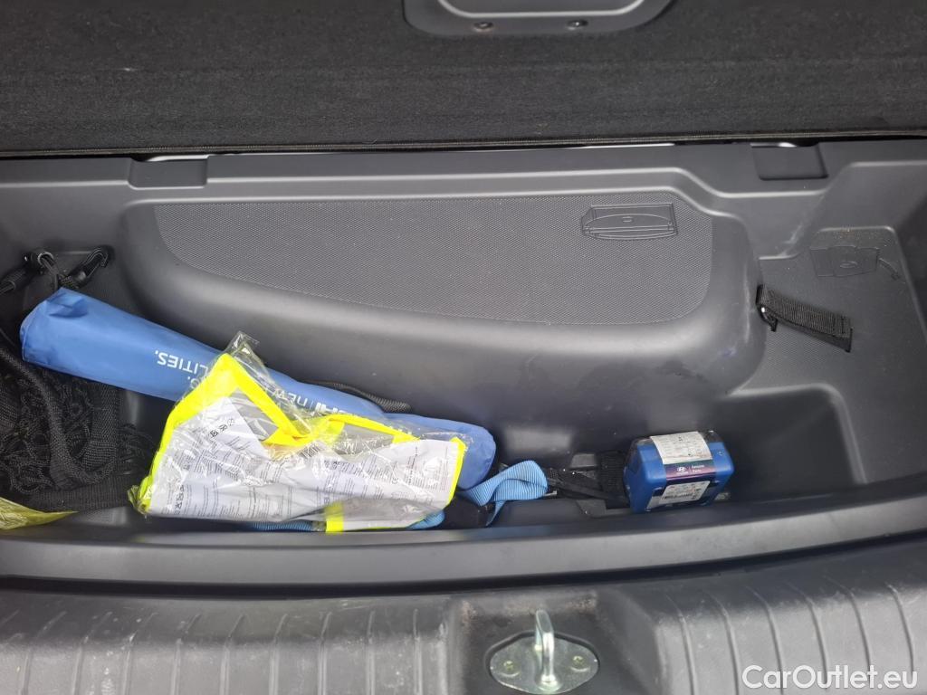  Hyundai   Ioniq HYUNDAI / 2019 / 5P / Berline 1.6 PLUG-IN EXECUTIVE #4