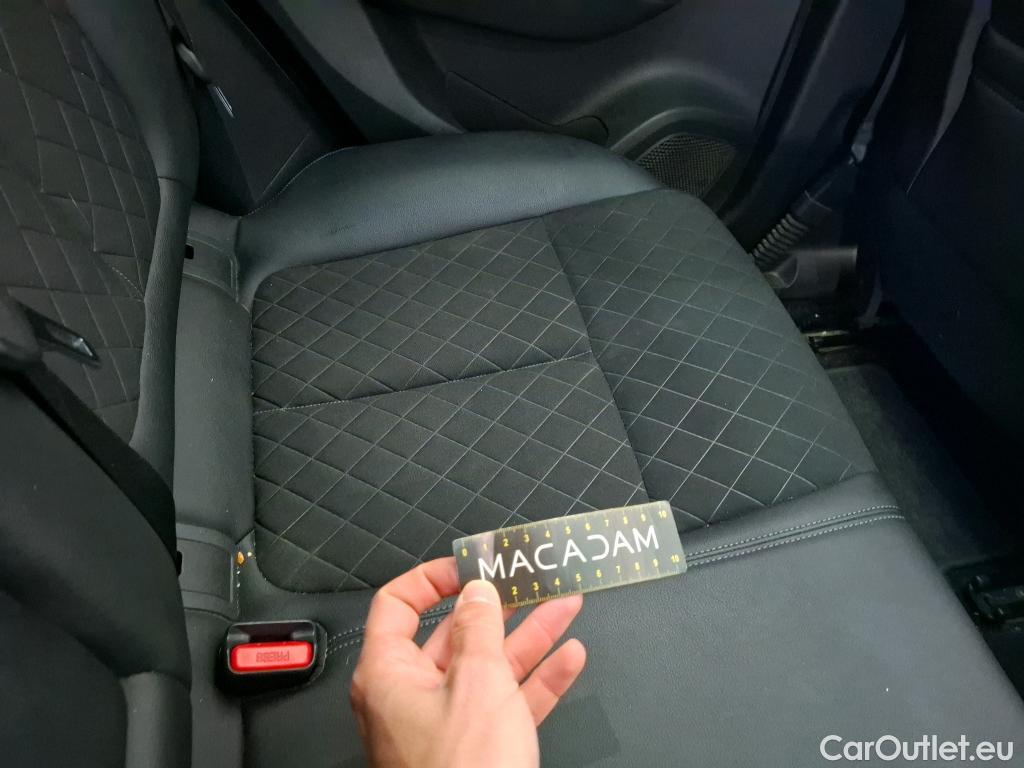  Renault  Kadjar RENAULT  / 2018 / 5P / Crossover Intens TCe 160 FAP #29