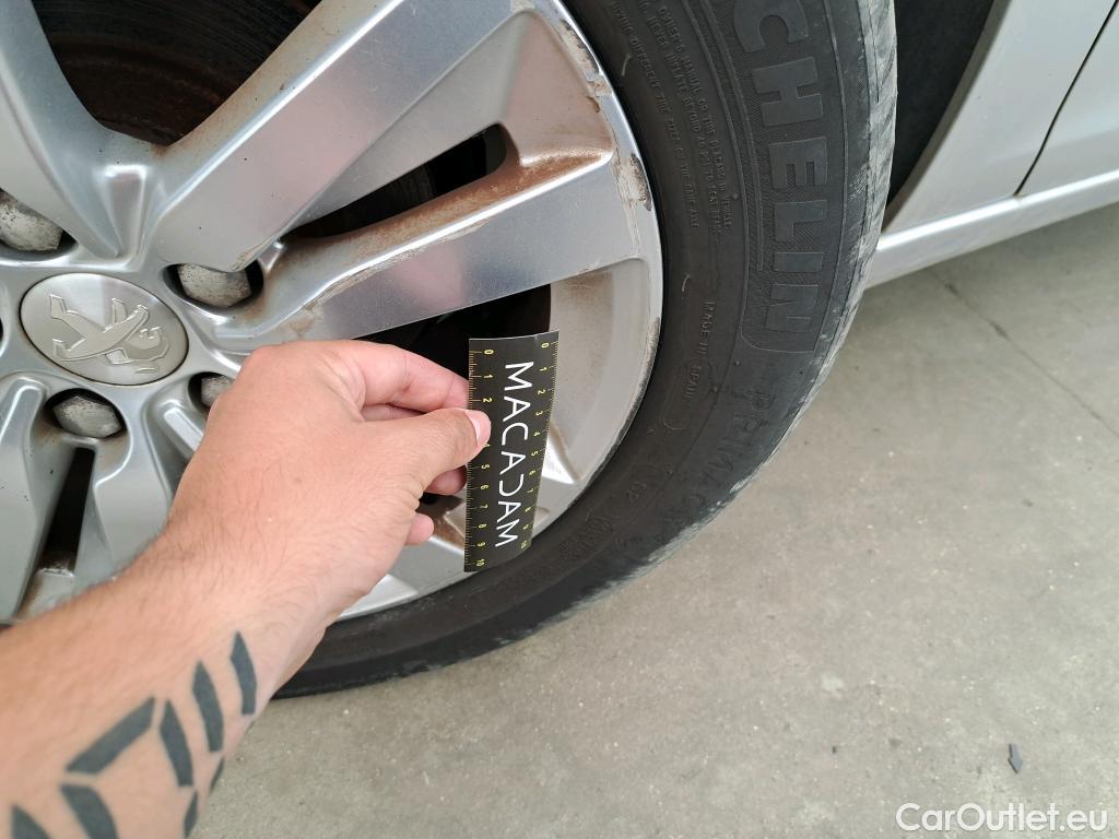  Peugeot  308  Active Business 1.2 PureTech 110CV BVM5 E6 #32