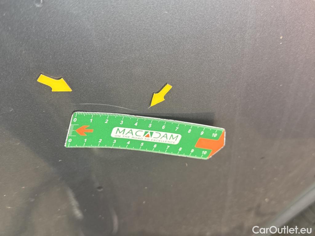  Renault  Arkana RENAULT  / 2021 / 5P / SUV Evolution mild hybrid 140 EDC -22 #24