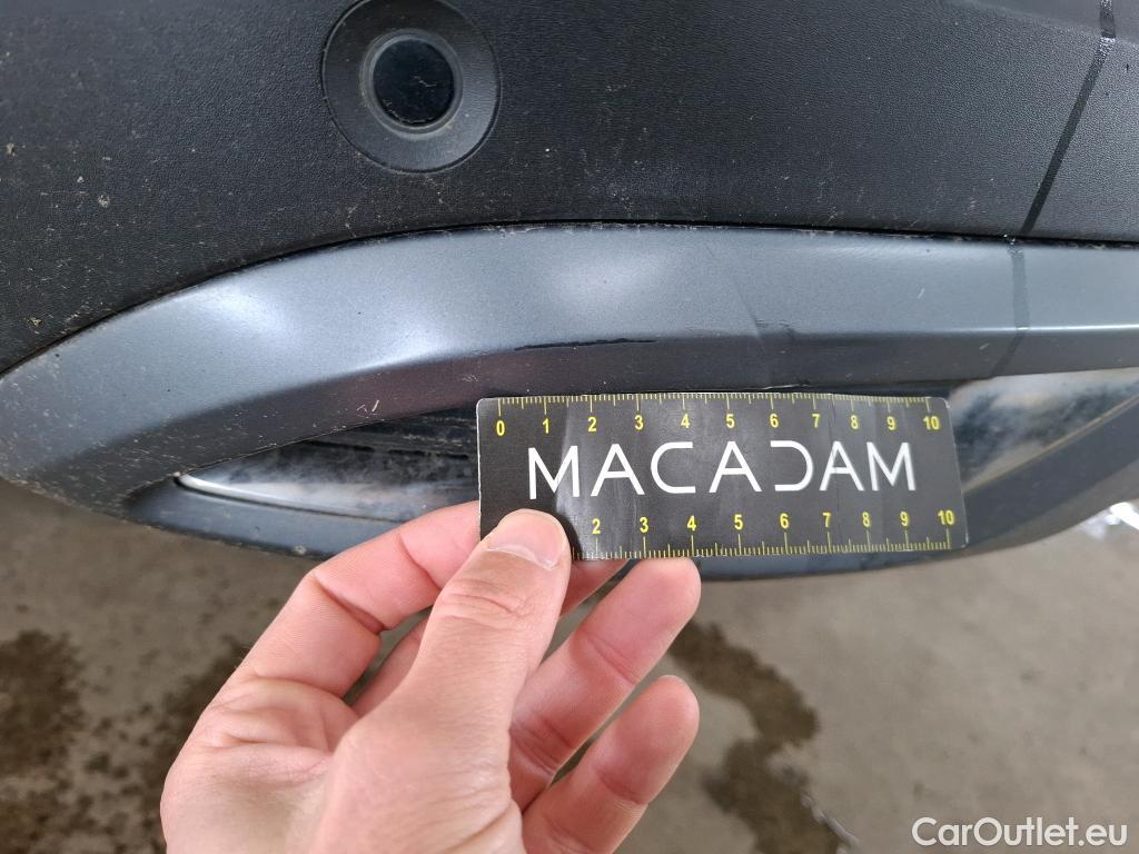  Renault  Kadjar RENAULT  / 2018 / 5P / Crossover Intens TCe 160 FAP #4