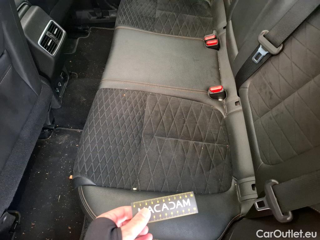  Renault  Kadjar RENAULT  / 2018 / 5P / Crossover Black Edition TCe 140 EDC FAP - 21 #10