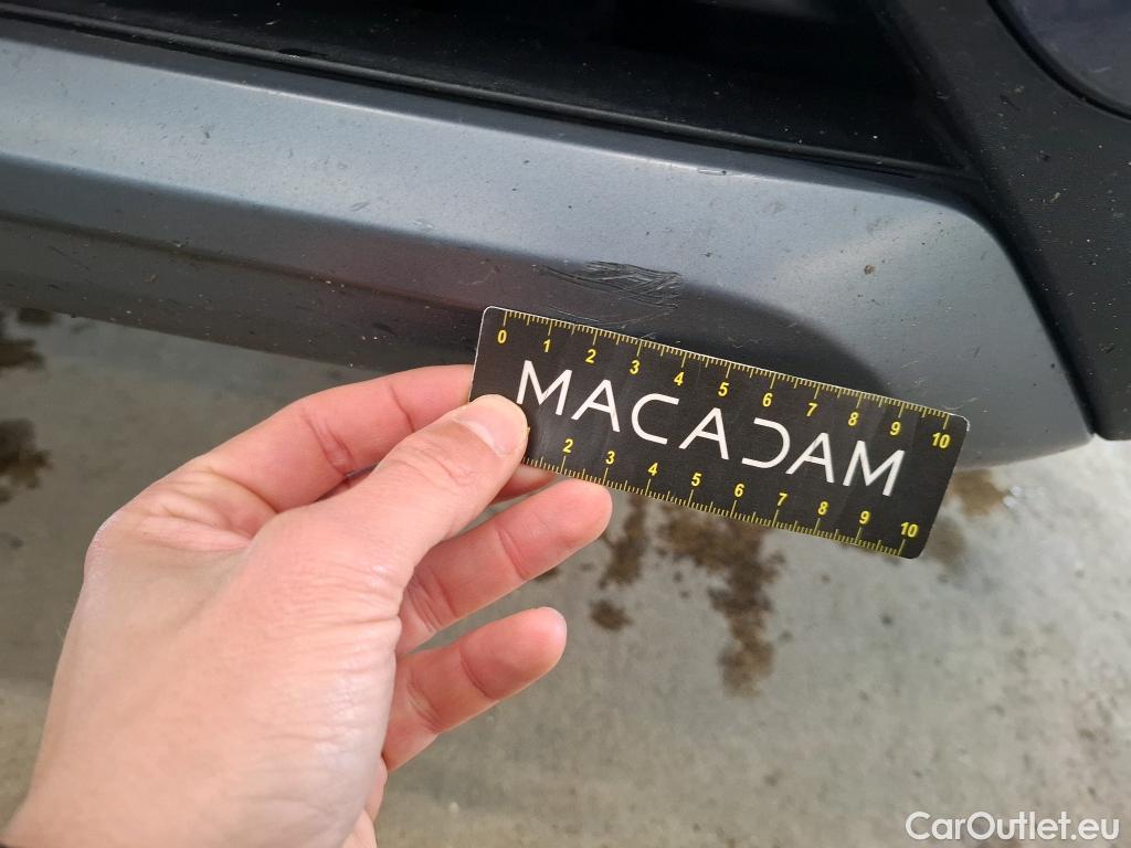  Renault  Kadjar RENAULT  / 2018 / 5P / Crossover Intens TCe 160 FAP #37