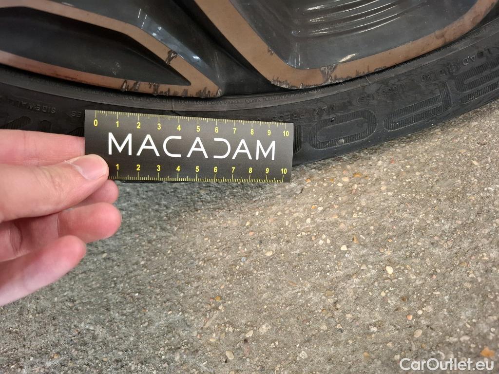  Renault  Kadjar RENAULT  / 2018 / 5P / Crossover Black Edition TCe 140 EDC FAP - 21 #3