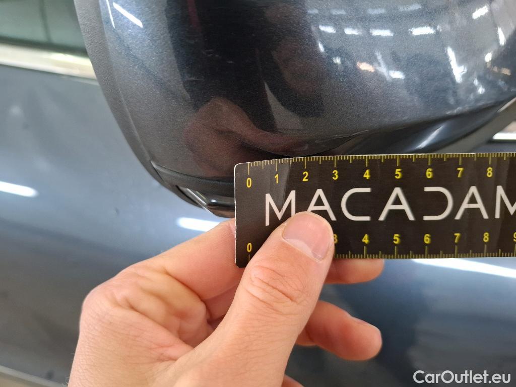  Renault  Kadjar RENAULT  / 2018 / 5P / Crossover Intens TCe 160 FAP #39