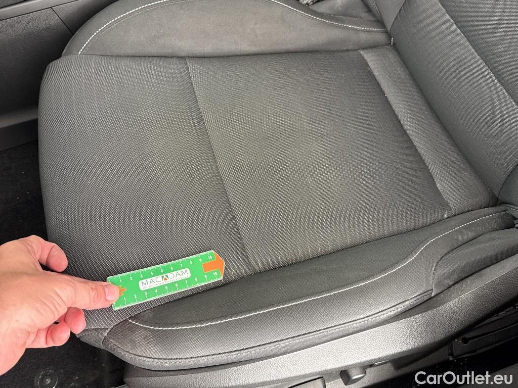  Renault  Arkana RENAULT  / 2021 / 5P / SUV Evolution mild hybrid 140 EDC -22 #15