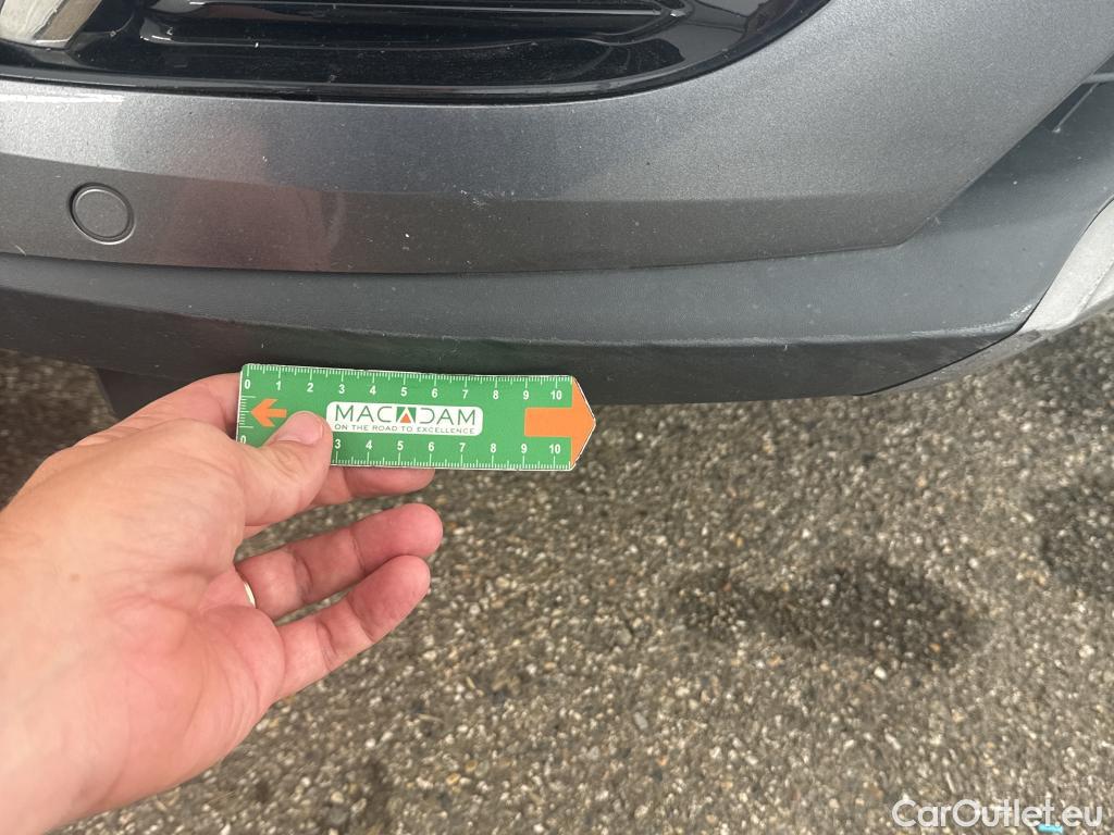  Renault  Arkana RENAULT  / 2021 / 5P / SUV Evolution mild hybrid 140 EDC -22 #26