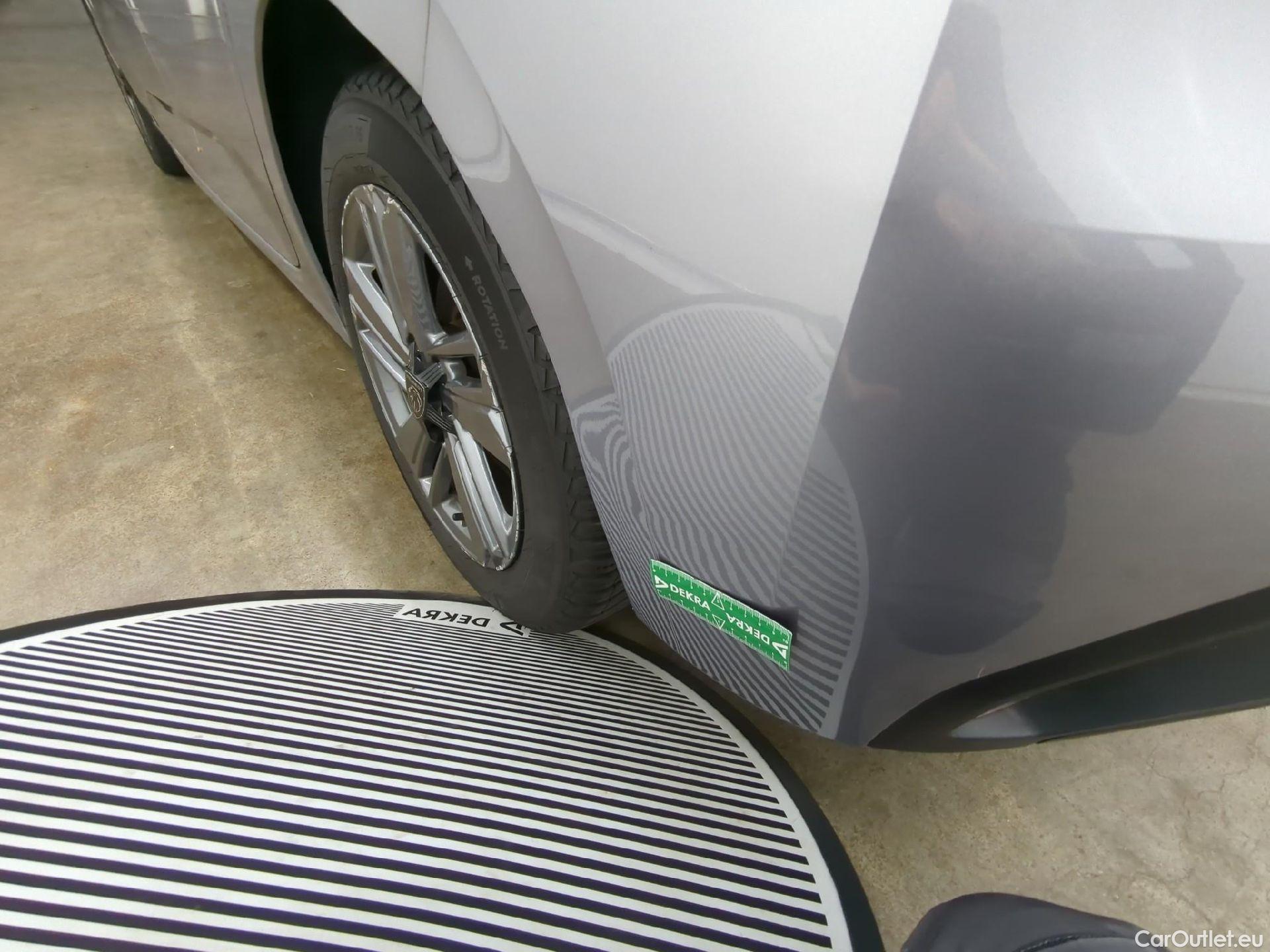  Peugeot  308  Active Pack 1.2 PureTech 130CV BVA8 E6d #33