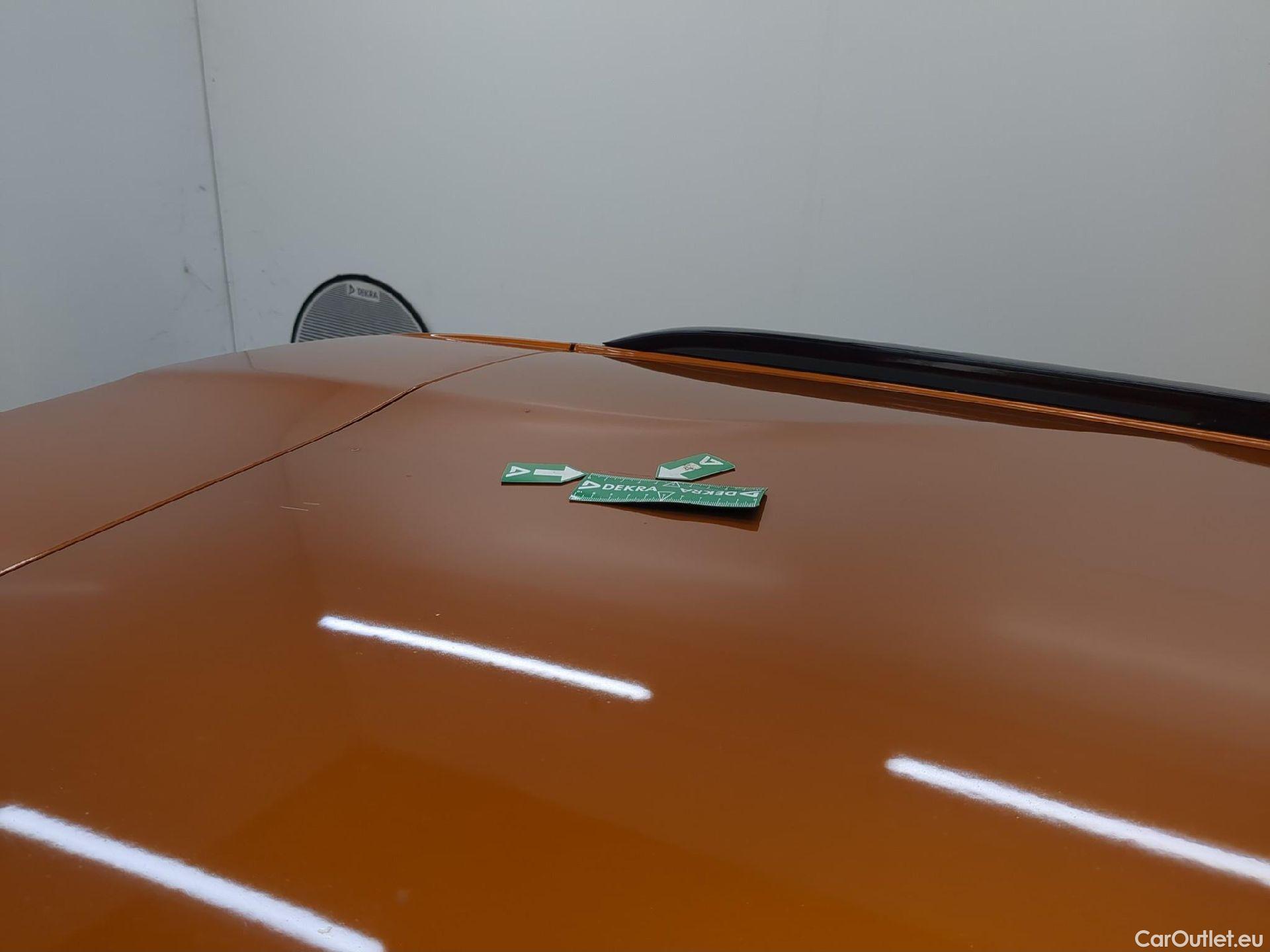  Peugeot  2008  Allure Pack 1.5 HDi 110CV BVM6 E6d #9