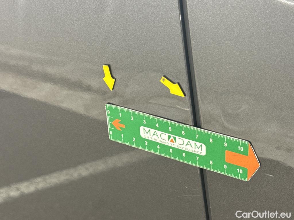  Peugeot  3008  Active Pack 1.2 PureTech 130CV BVA8 E6d #2