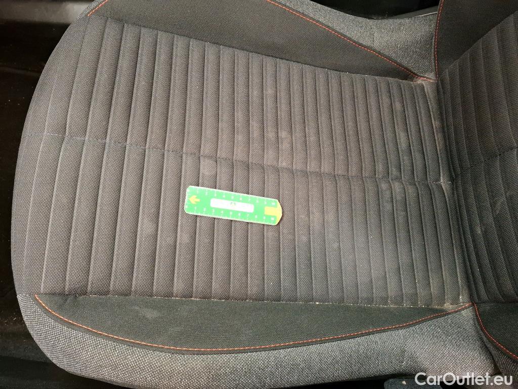  Peugeot  2008  Active Business 1.5 HDi 110CV BVM6 E6d #18