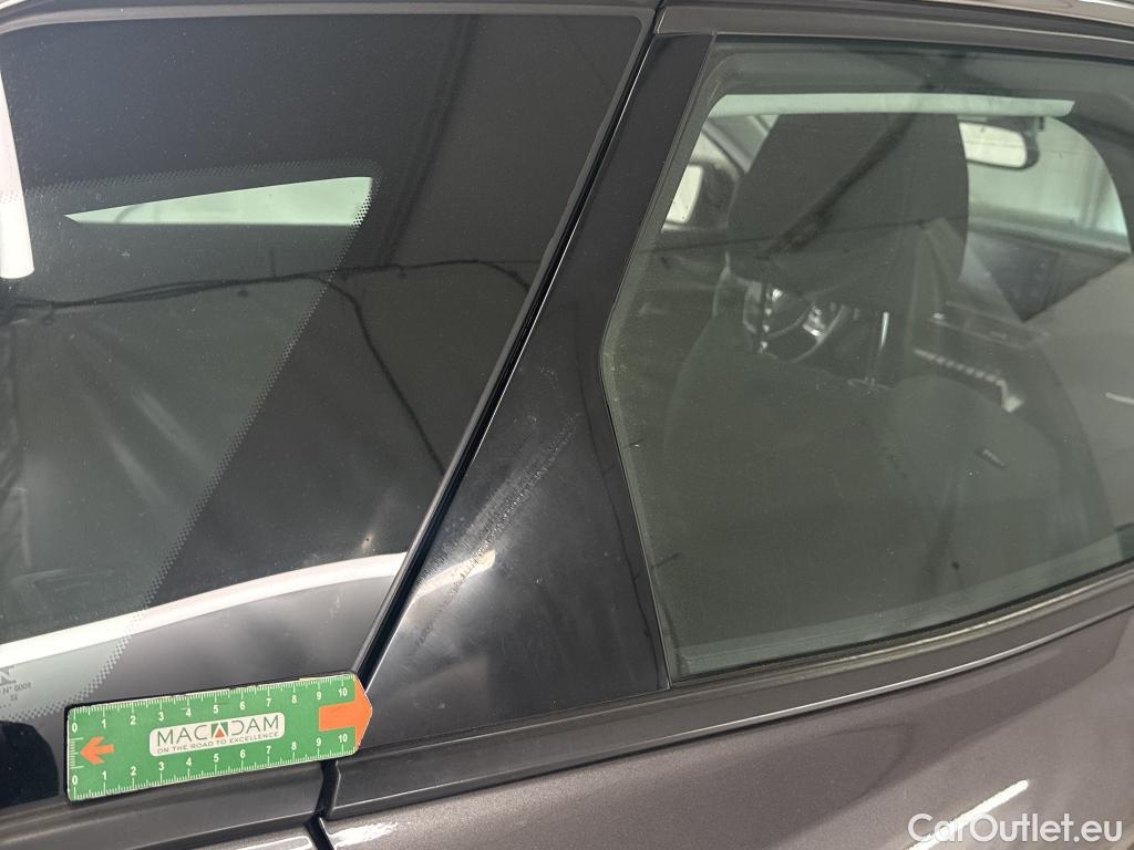  Peugeot  3008  Active Pack 1.2 PureTech 130CV BVA8 E6d #3