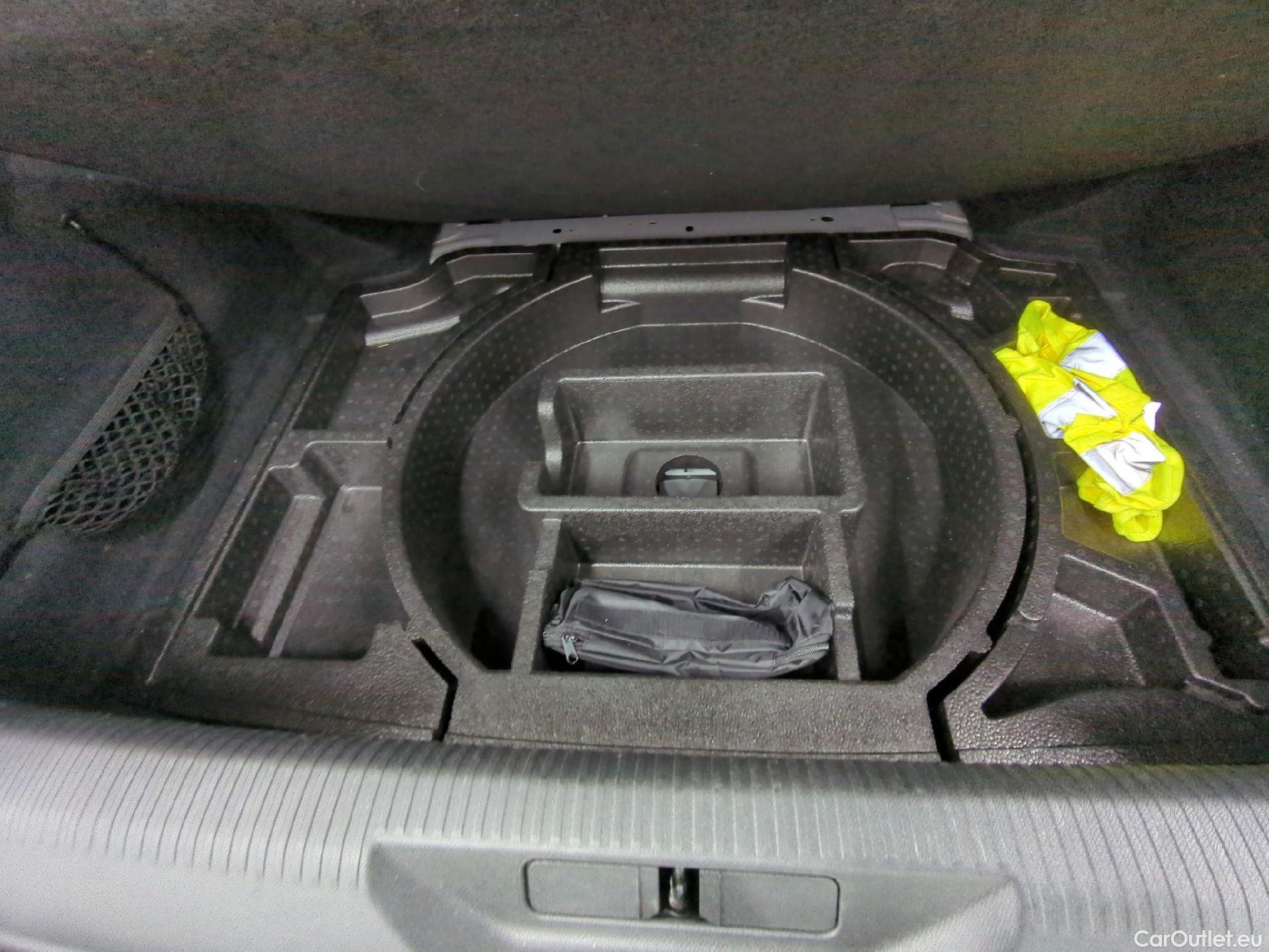  Peugeot  308  Active Pack 1.2 PureTech 130CV BVA8 E6d #3