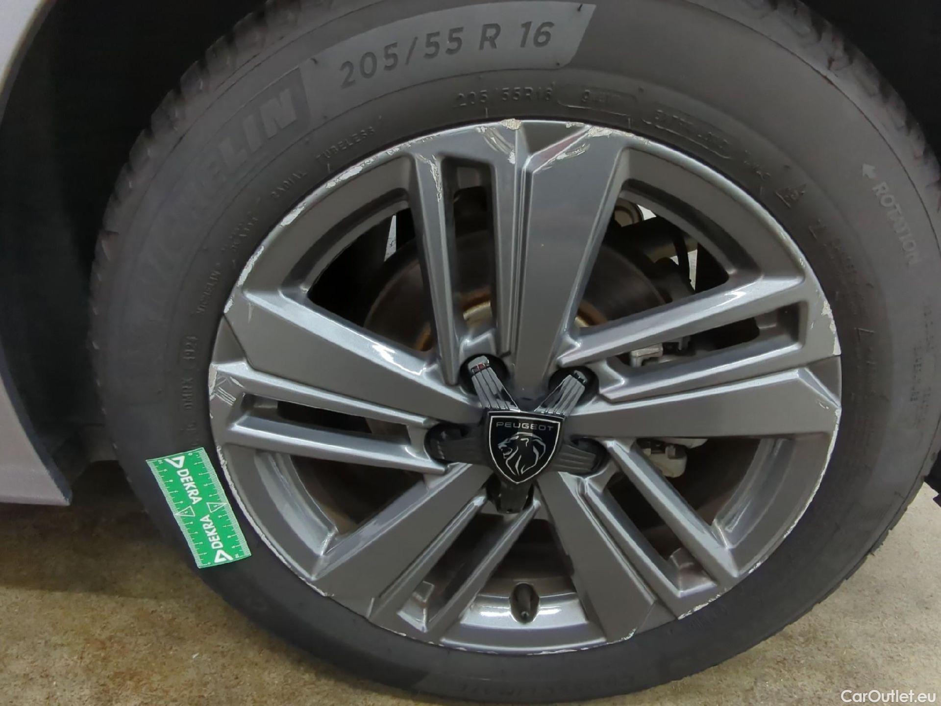  Peugeot  308  Active Pack 1.2 PureTech 130CV BVA8 E6d #14