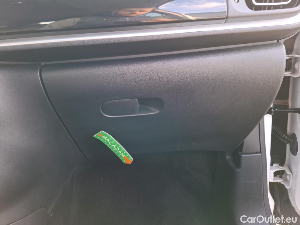  Citroen  C3  Shine Business 1.2 PureTech 110CV BVM6 E6dT #7