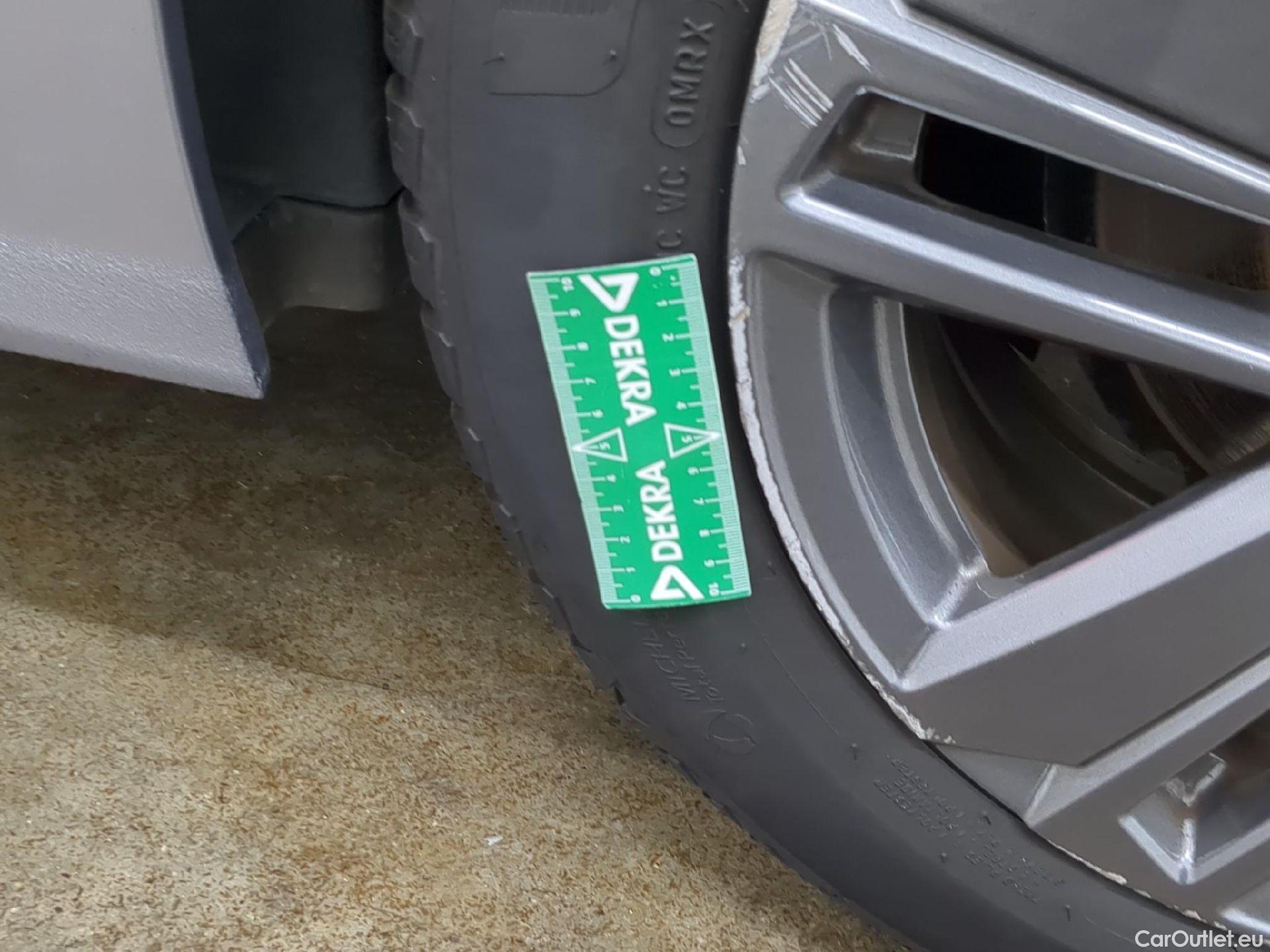  Peugeot  308  Active Pack 1.2 PureTech 130CV BVA8 E6d #12