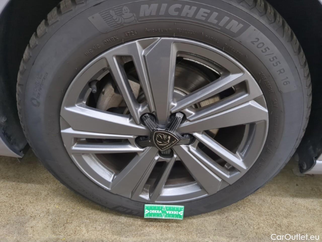  Peugeot  308  Active Pack 1.2 PureTech 130CV BVA8 E6d #11