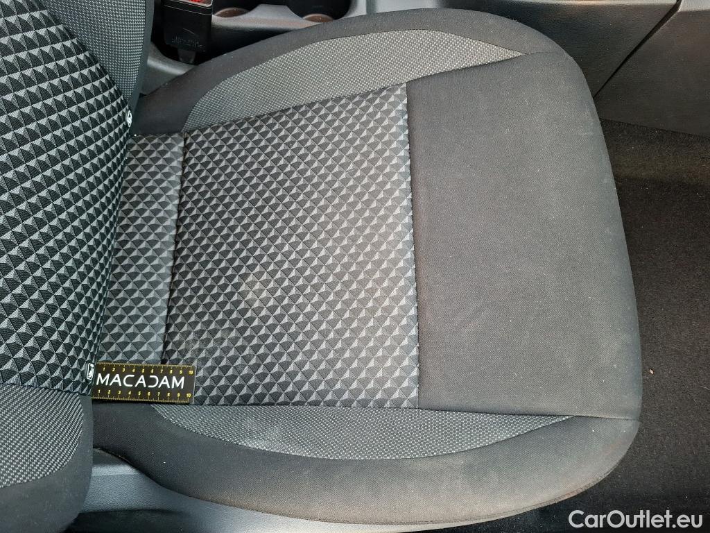  Nissan  Micra NISSAN  / 2016 / 5P / Berline IG-T 92 Business Edition #27