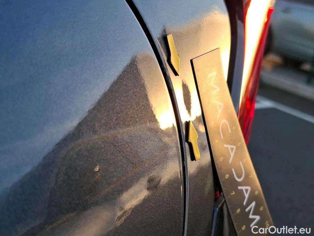  Nissan  Micra NISSAN  / 2016 / 5P / Berline IG-T 92 Business Edition #20