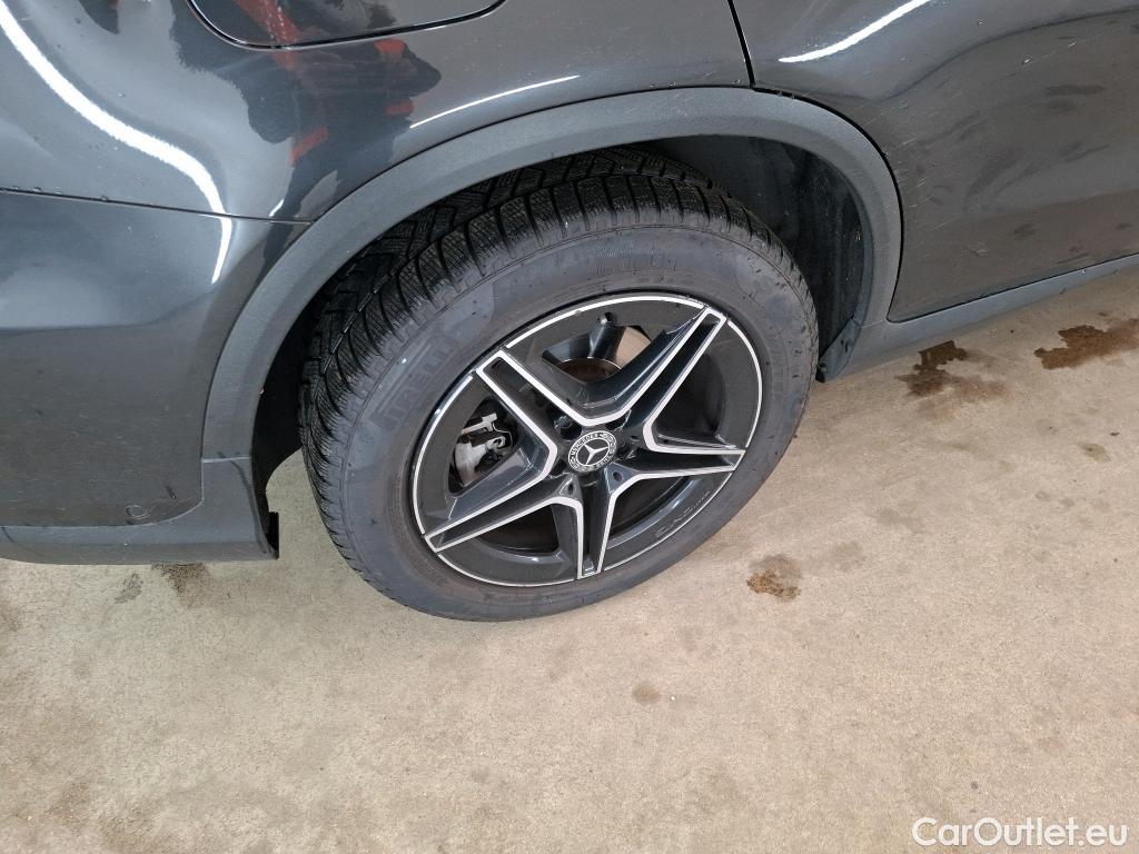  Mercedes  G-Klasee MERCEDES-BENZ GLC / 2019 / 5P / SUV GLC 200 d AMG Line #33