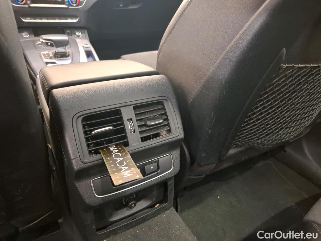  Audi  Q5 AUDI  / 2016 / 5P / SUV 50 TFSI e 299 QTT S TRONIC 7 BUS EXEC #55