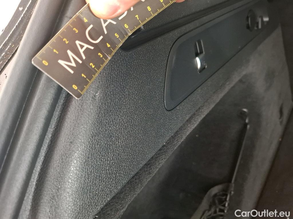  Mercedes  G-Klasee MERCEDES-BENZ GLC / 2019 / 5P / SUV GLC 200 d AMG Line #38