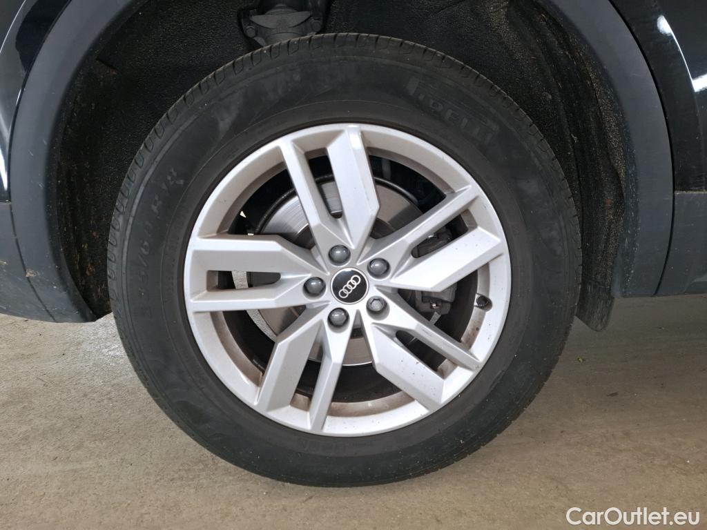  Audi  Q5 AUDI  / 2016 / 5P / SUV 50 TFSI e 299 QTT S TRONIC 7 BUS EXEC #65