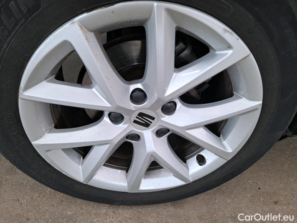  Seat  Leon SEAT  Sportstourer / 2020 / 5P / Break 1.0 eTSI 110 DSG S&S Style Business #9