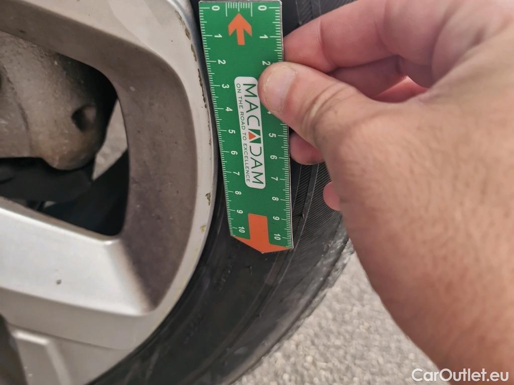  Citroen  C5 CITROEN  Aircross / 2018 / 5P / SUV Hybrid 225 ë-EAT8 Business #26