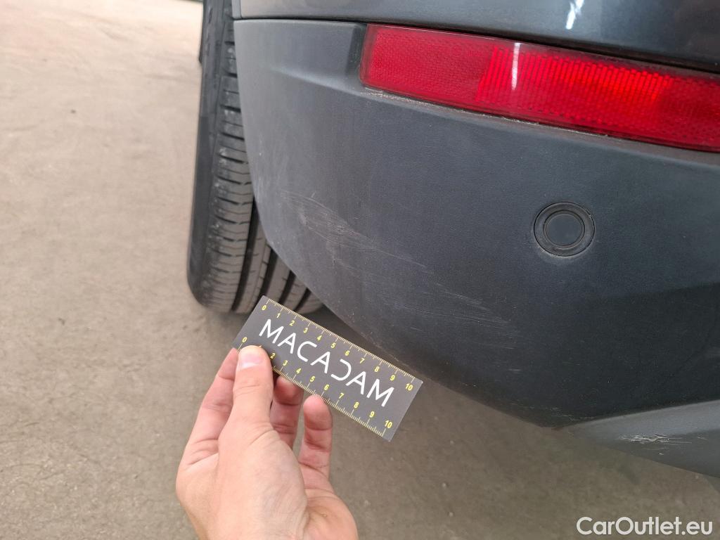  Bmw  X1 Série  sDrive16d Lounge 1.5 115CV BVM6 E6 #25