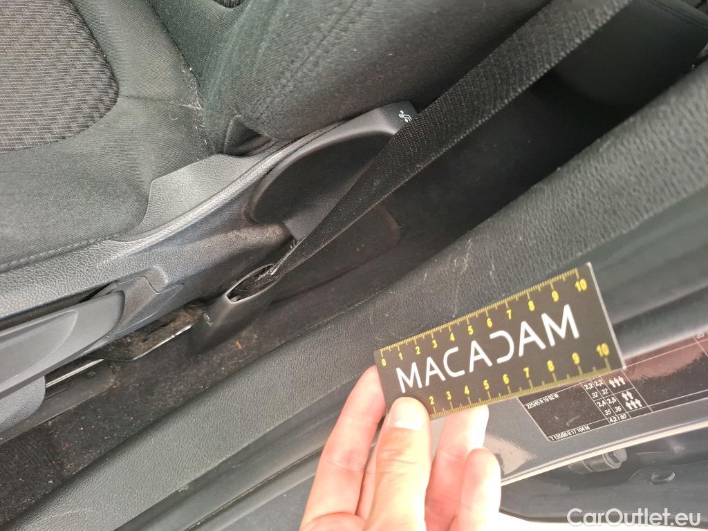  Bmw  X1 Série  sDrive16d Lounge 1.5 115CV BVM6 E6 #51