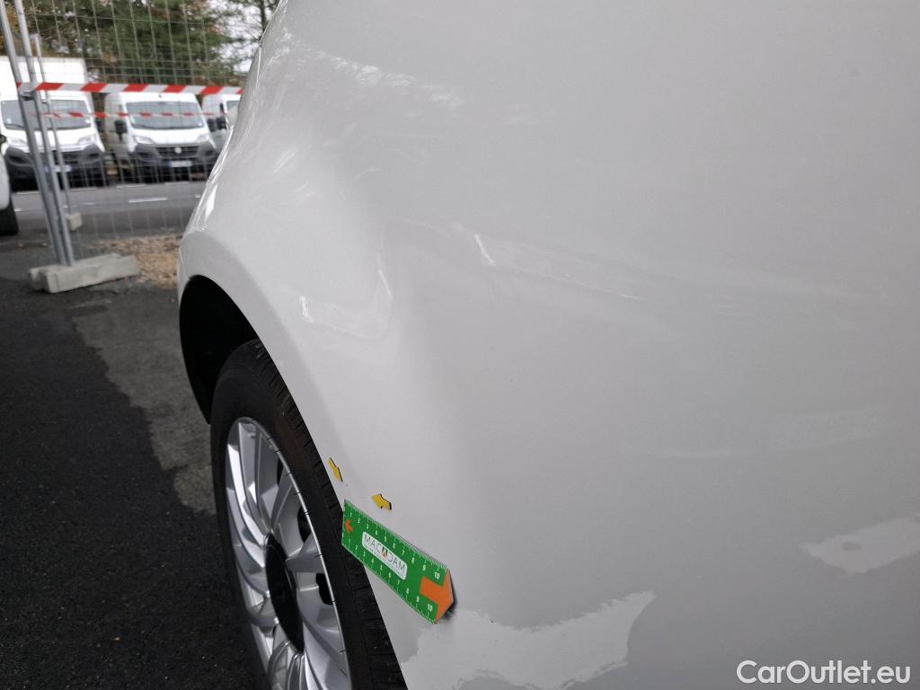  Fiat  500 FIAT  / 2015 / 3P / Berline Hybrid 1.0 BSG 70 ch Dolcevita #22